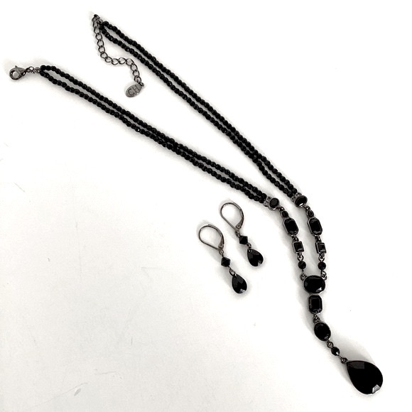 Carolina Herrera Teardrop Pendant Necklace And 1928 Teardrop Dangle Earrings EUC - Picture 7 of 16